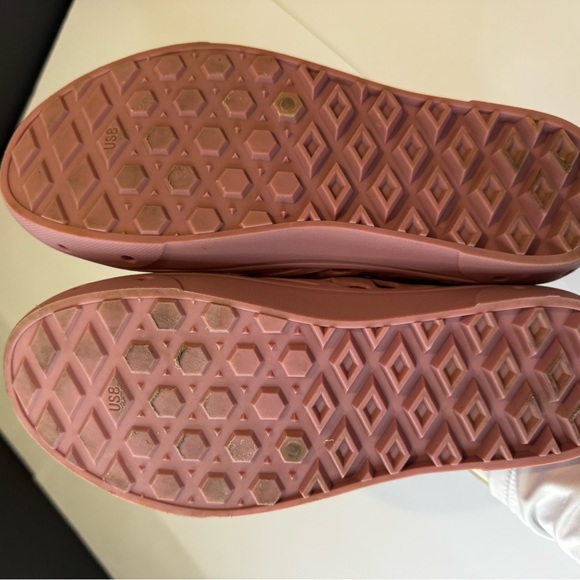 Vans Women's Mauve Perforated Mules - Picture 4 of 5